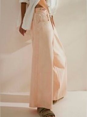 Free People Electric Feels Dropp Jeans Light Peach